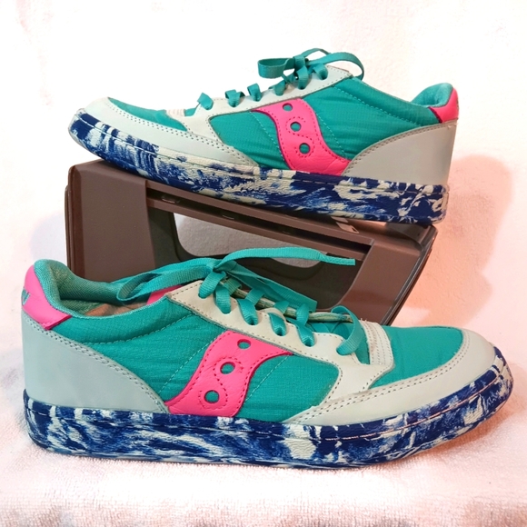 Size 6 Saucony x Jazz Court Boston Children's Hospital An-Nour Sneakers - Picture 1 of 10